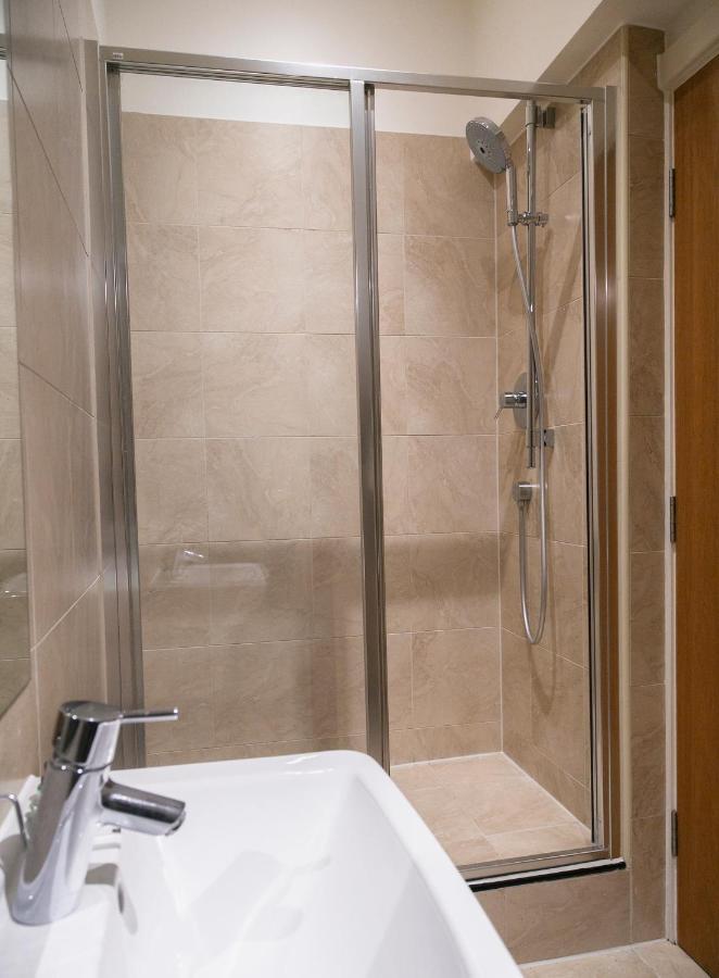 Regent House Deluxe 2 Bedroom Apartment Harrogate Bagian luar foto